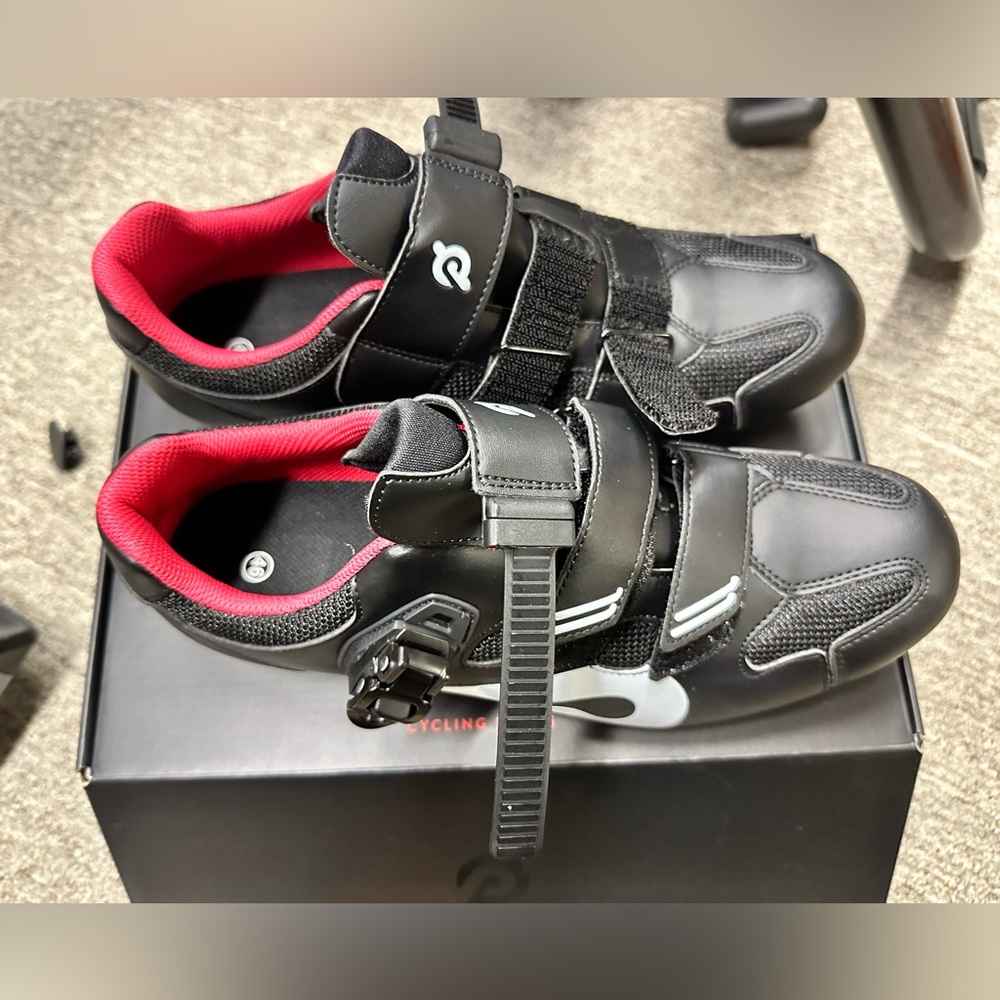 Men’s Peloton cycling shoes
